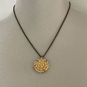 FOSSIL Necklace